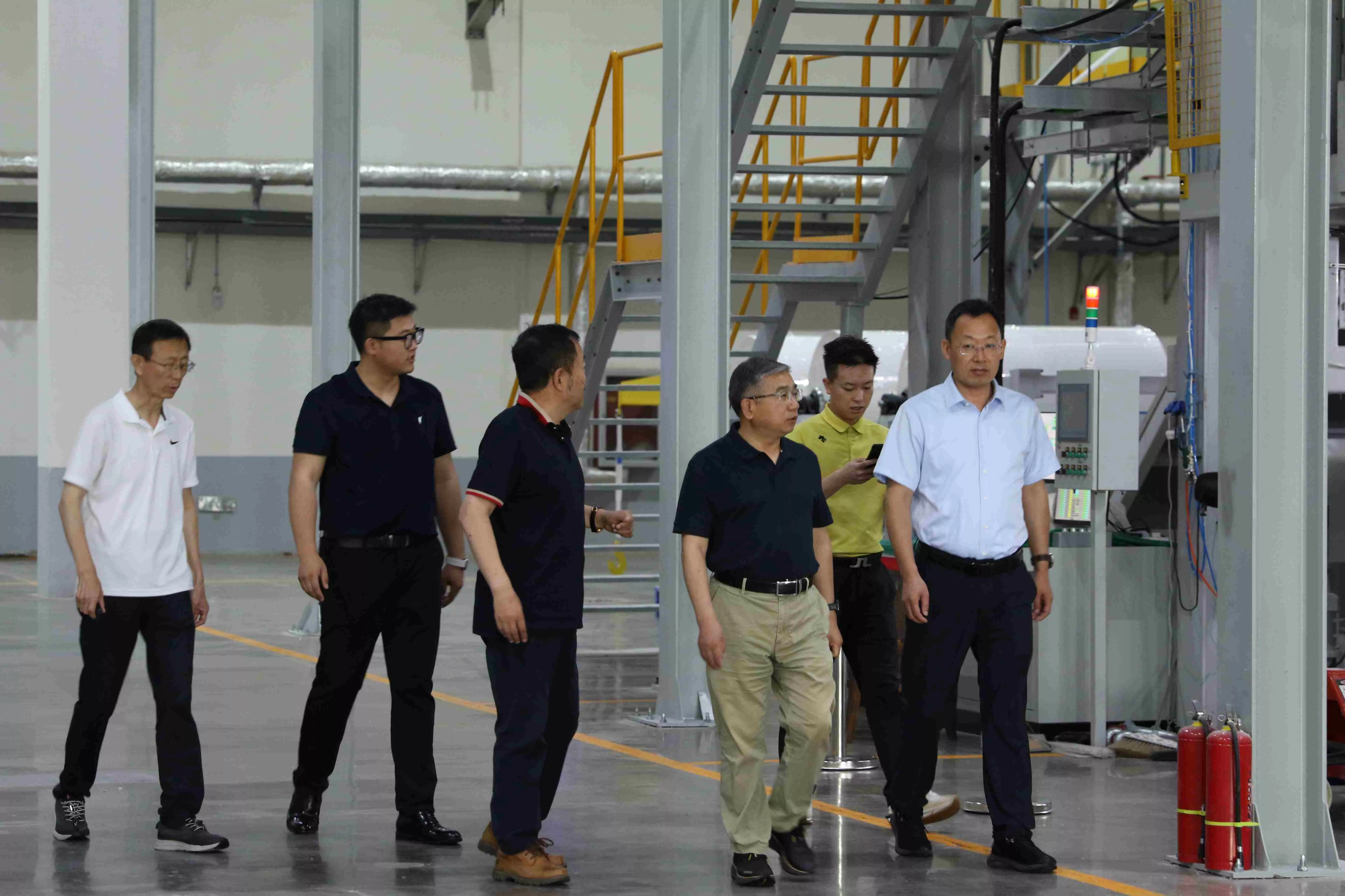 Zelena prihodnost, novo poglavje - Univerza Qingdao in skupina Tianyi skupaj odpreta novo obdobje z nizkoogljičnimi zelenimi materiali