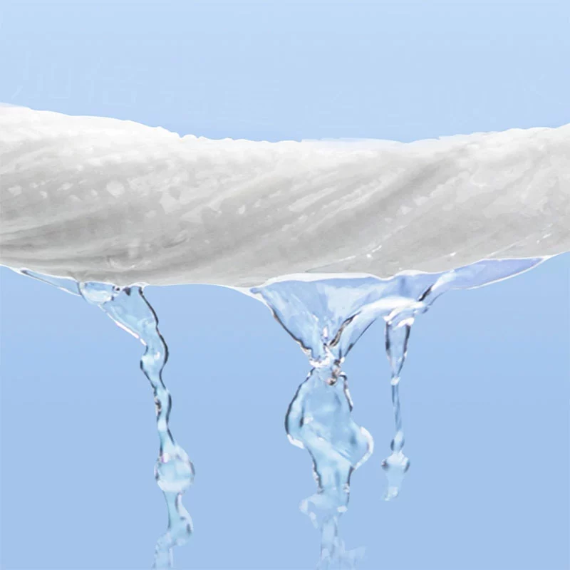 Raziščite, kako zdraviliške brisače za enkratno uporabo združujejo udobje in varstvo okolja