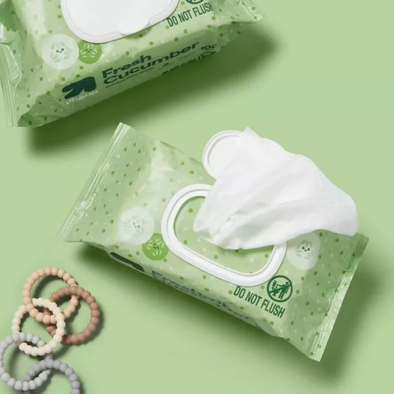 Mokre robčke za čiščenje tal za pametnejše in varnejše čiščenje